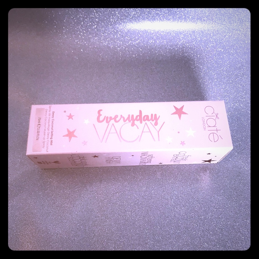 Coconut setting spray